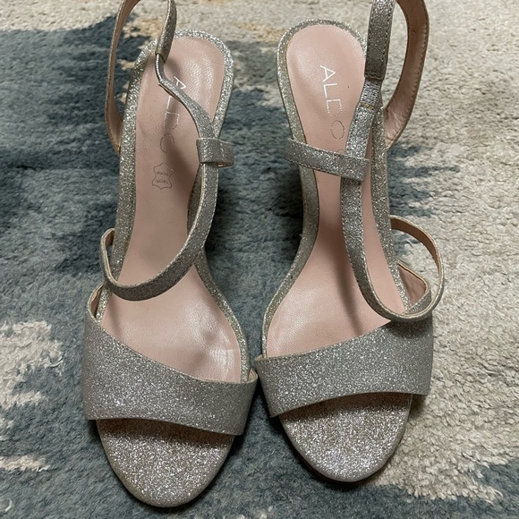 Aldo Silver Gliter Open Toe Sling backs Sz 7